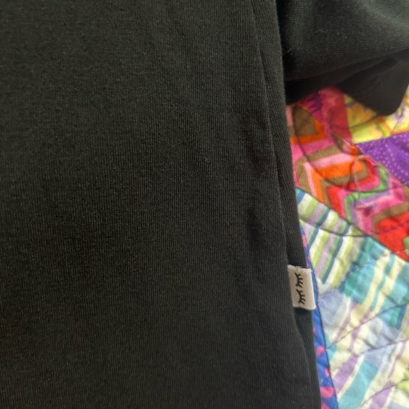 Little sleepies one pocket women’s shirt. EUC - Picture 2 of 4